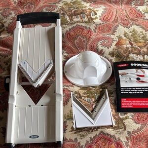 Oxo White Mandoline Slicer with Black Accents